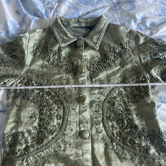 NWOT Beautifully embroidered green jacket with sequins - Picture 11 of 13